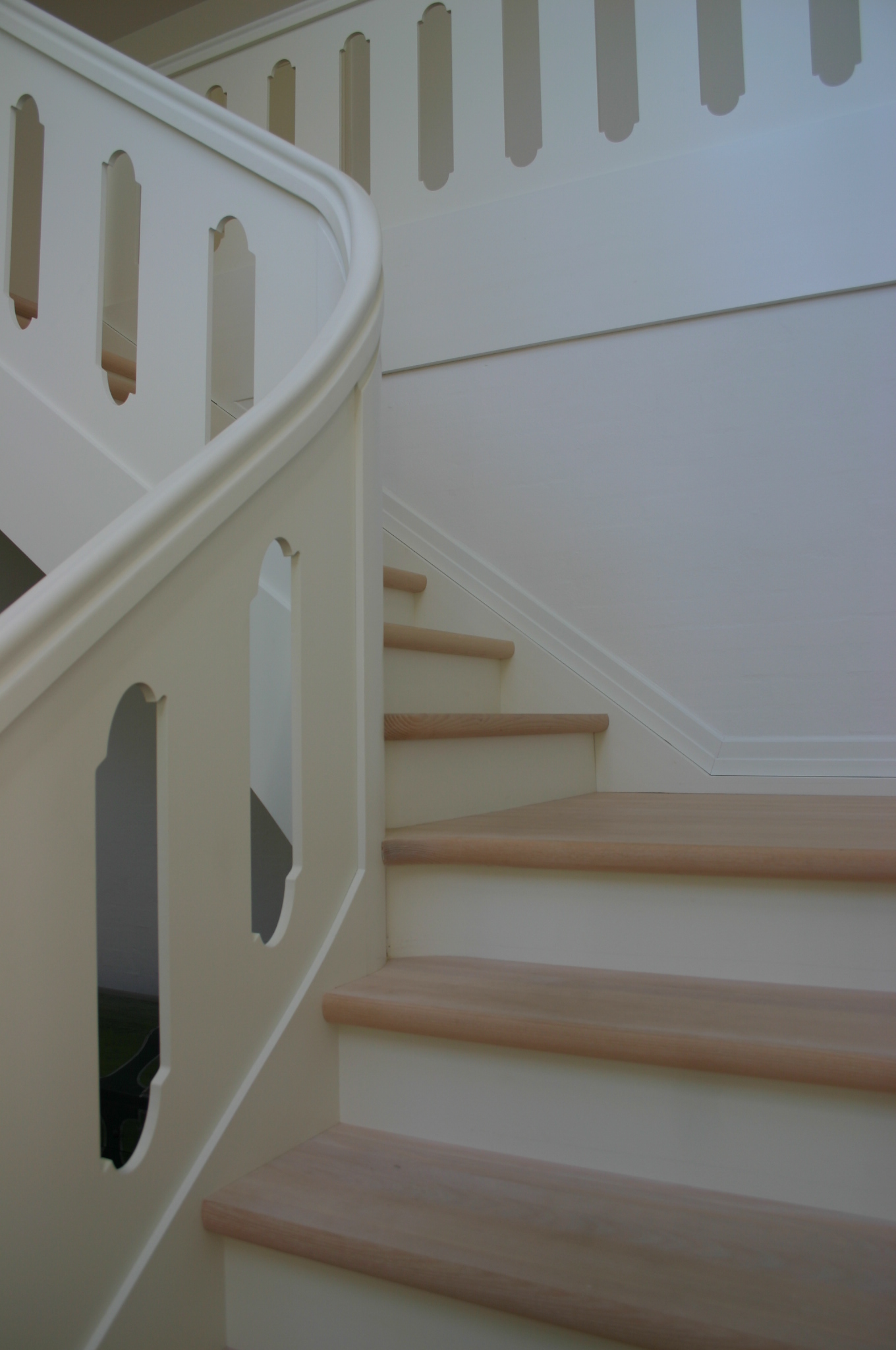 kvartsvings-reposetrappe-tt23-med-buet-hovedstykke-(2)-5.JPG