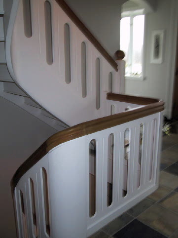 kvartsvingstrappe-type-tt27-med-buet-hovedstykke-(15)-9.jpg