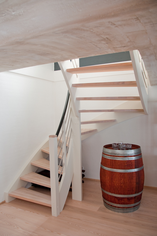 81 Halvsvingstrappe TT26