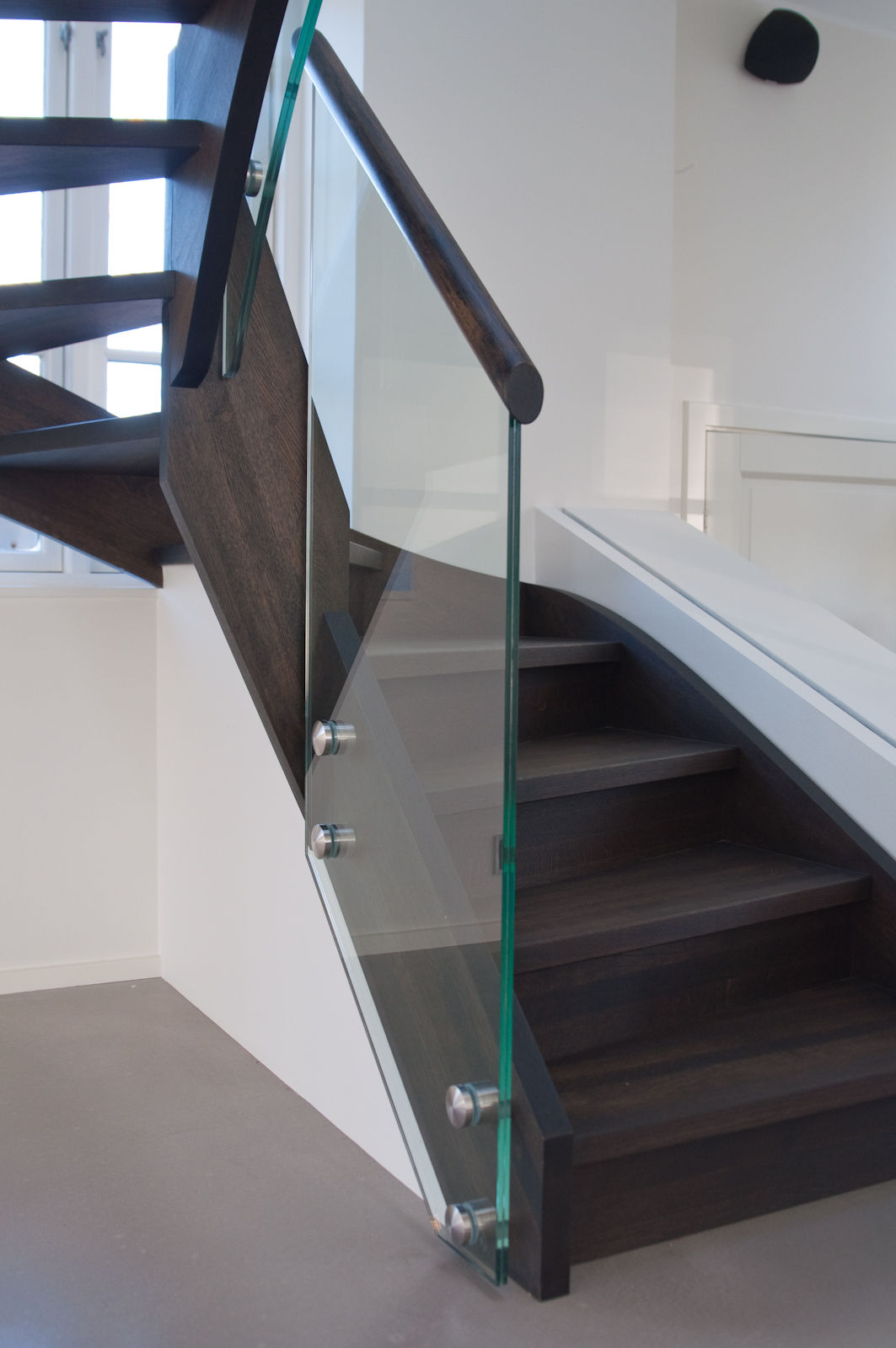 92 Halvsvingstrappe TT26