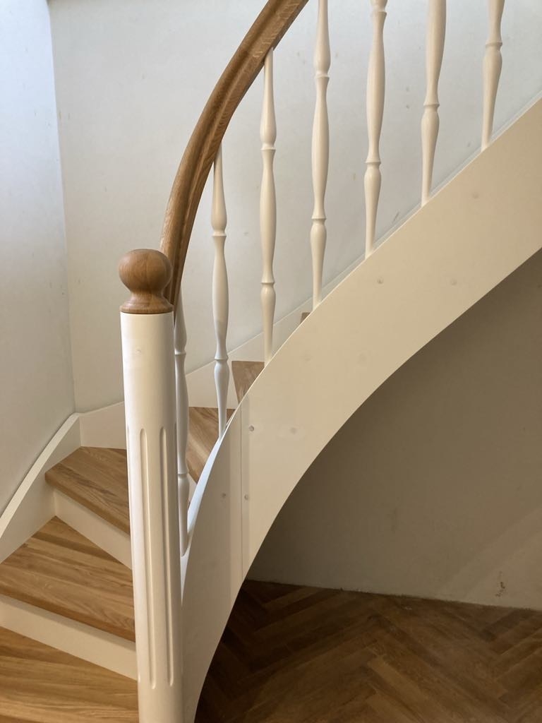 Krumningstrappe (9).jpeg