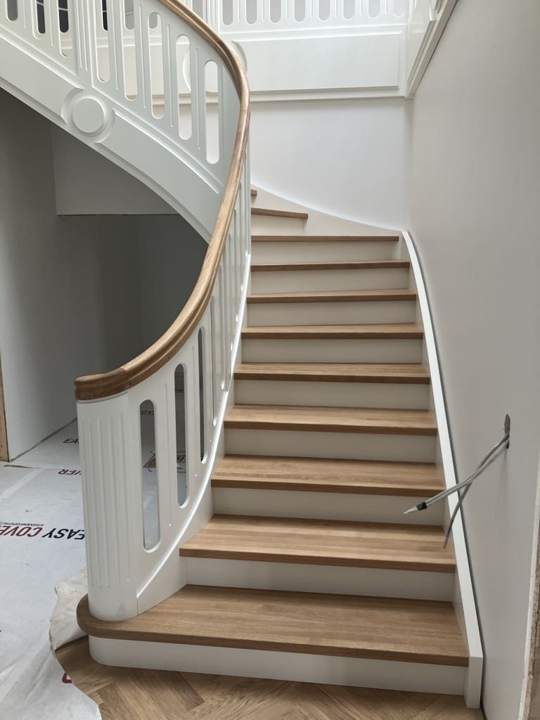 129 Kvartsvingstrappe