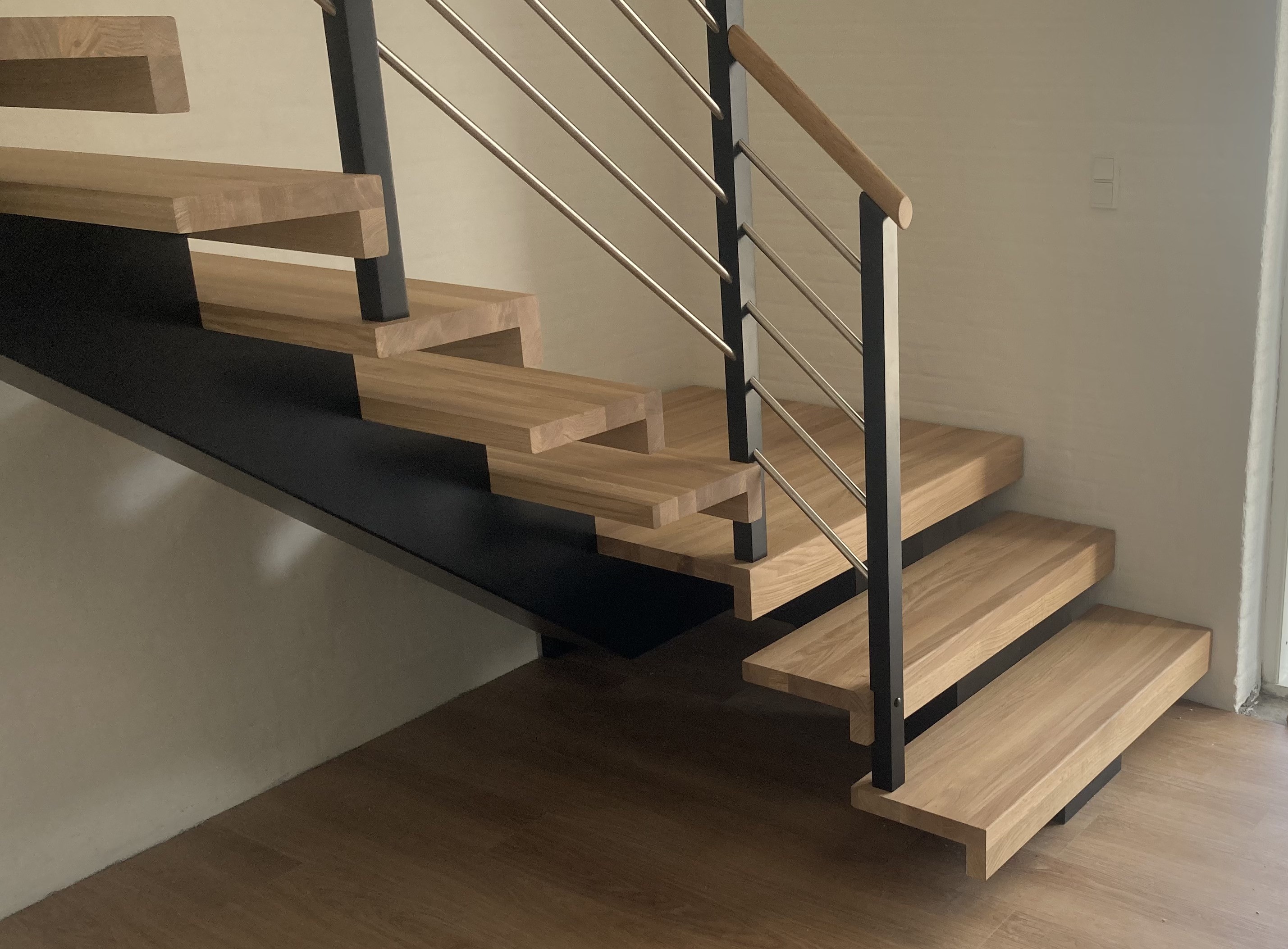 TT 313 TT 216 V (5).jpeg