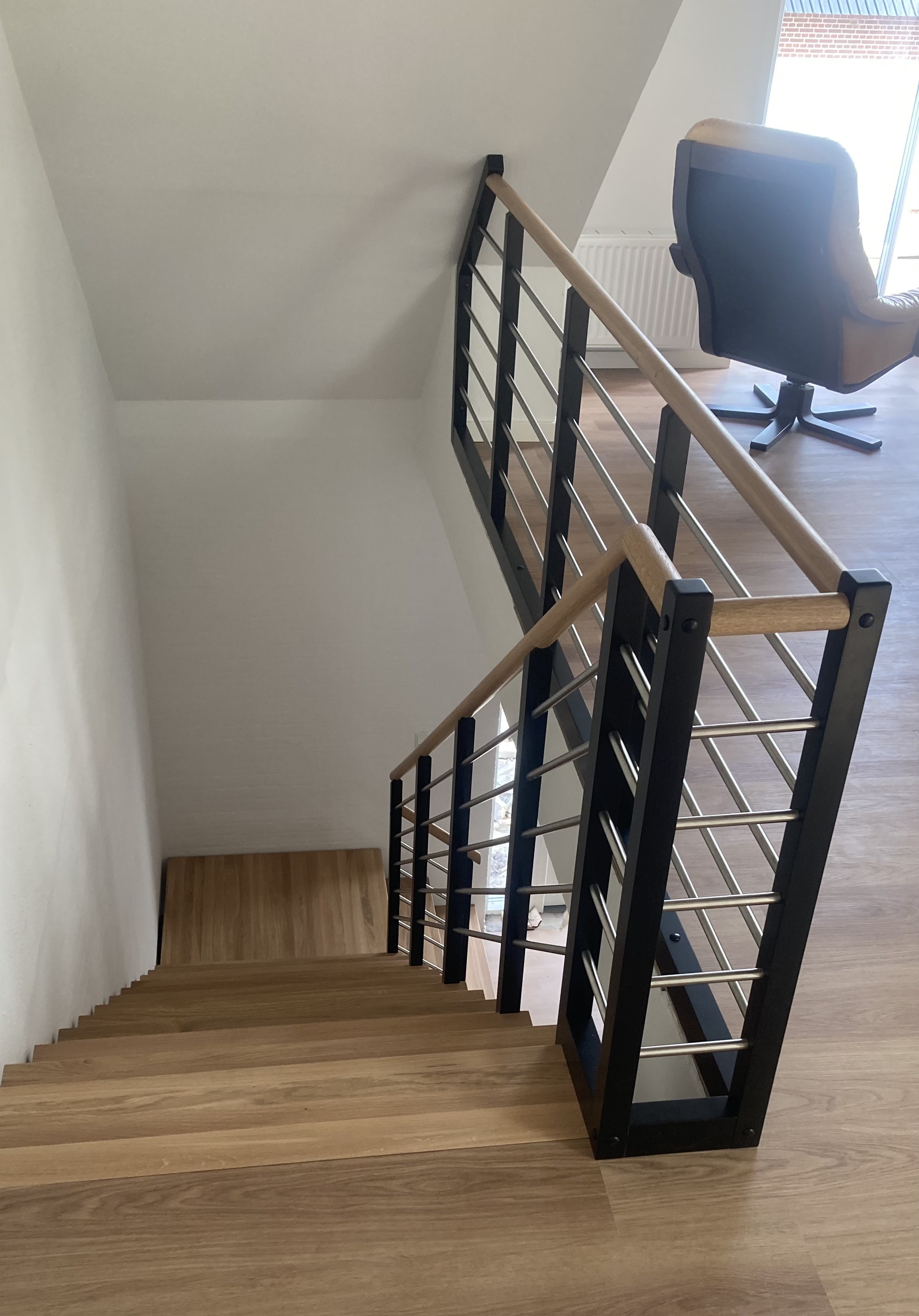 TT 313 TT 216 V (7).jpeg